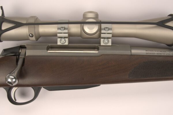 Tikka T3 30-06 22" 2006 with Spare Stock USED