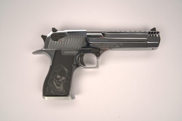 Magnum Research Desert Eagle Mark XIX Special Finish .50AE 5.5" 2019 PRE OWNED